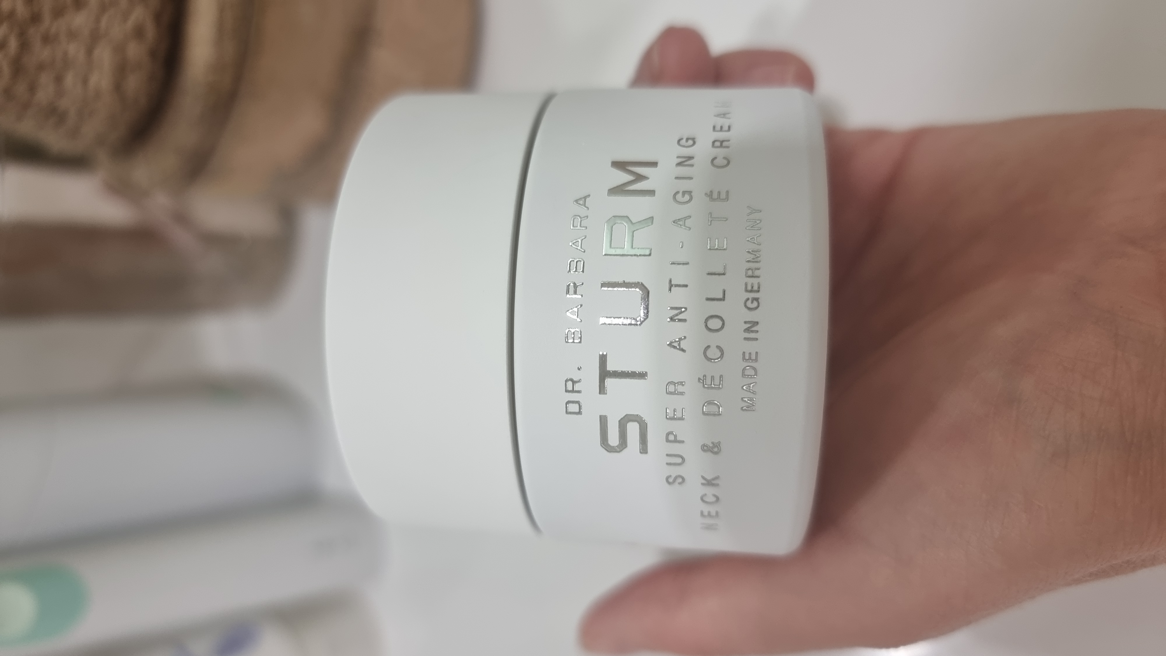 https://profcare-stage.s3.eu-central-1.amazonaws.com/br-review/860ca7e0b59c3cb0a9f1944244d60457.jpg