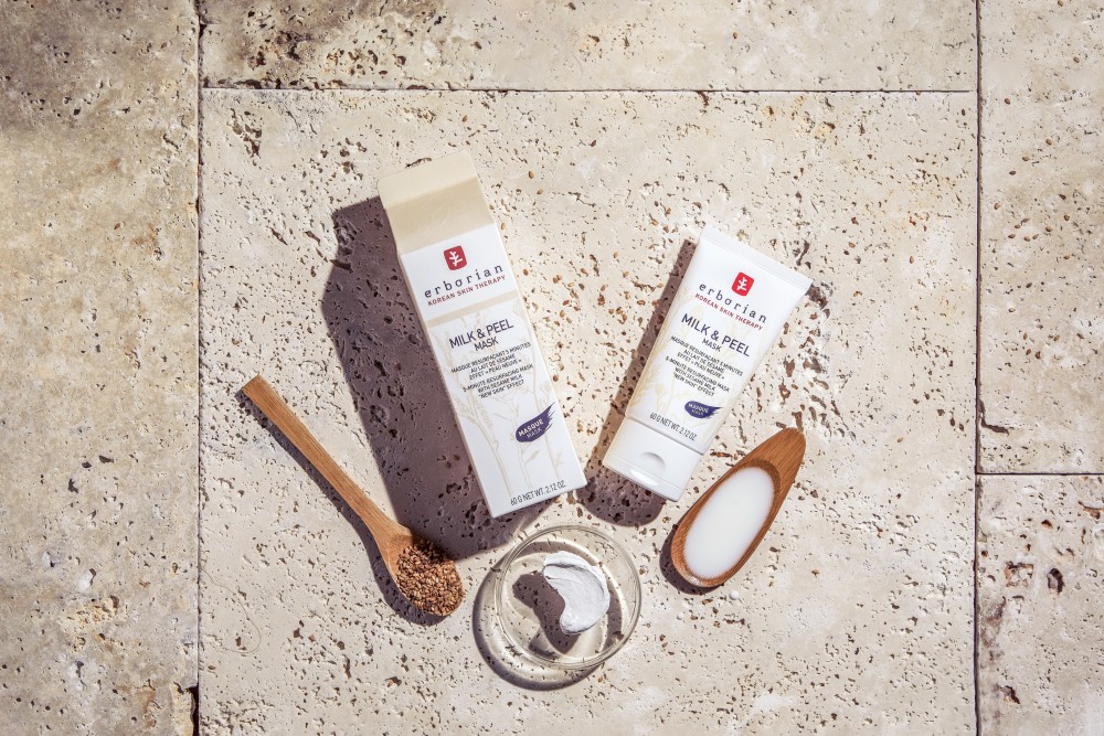 Erborian - Разглаживающая маска-пилинг "Кунжутное молоко" (Фото-4)