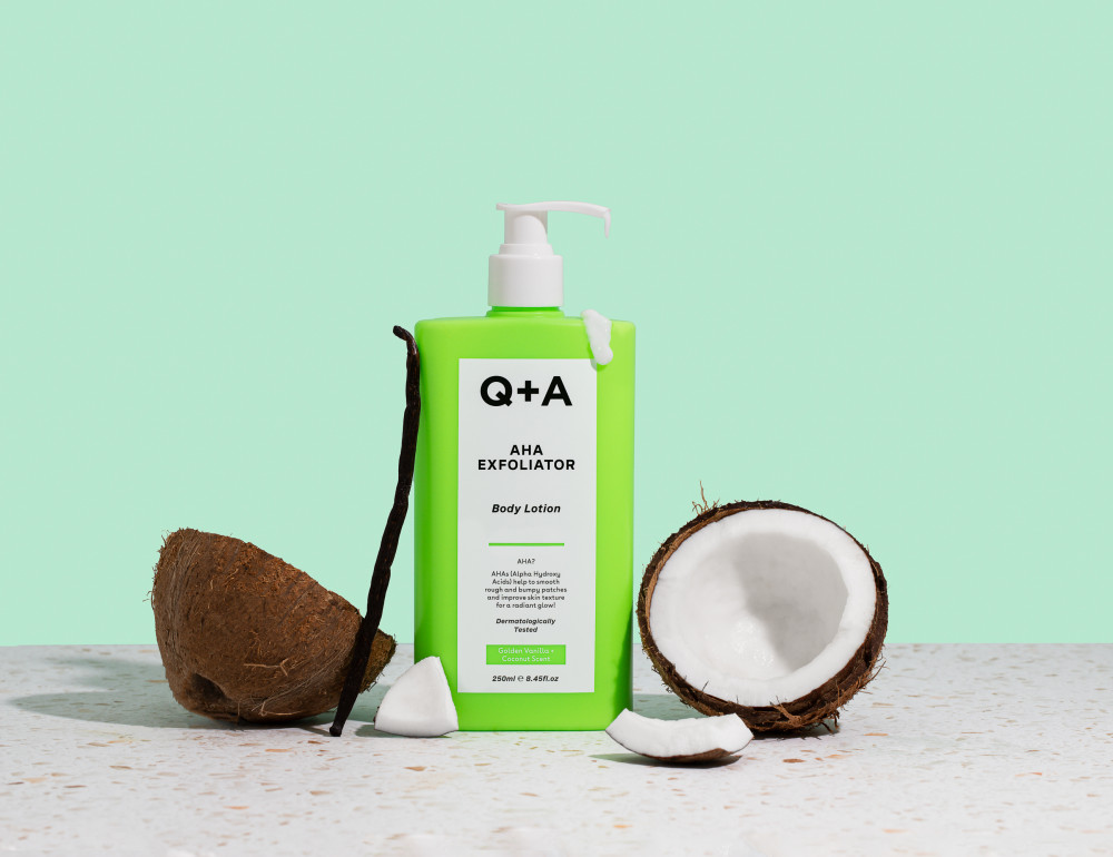 Q+A - Відлущуючий лосьйон для тіла з AHA-кислотами (Фото-4), fabo.ua Q+A - Відлущуючий лосьйон для тіла з AHA-кислотами (Фото-4)