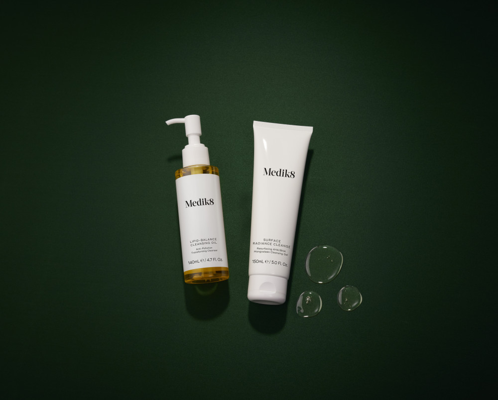 Medik8 - Лимитированный набор для двухэтапного очищения кожи (Фото-3), fabo.ua Medik8 - Лимитированный набор для двухэтапного очищения кожи (Фото-3)