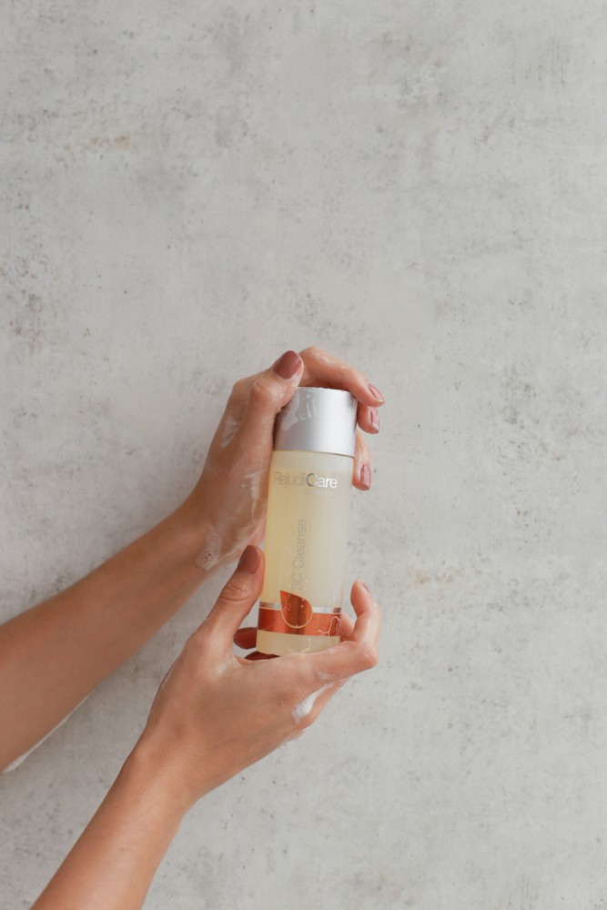 RejudiCare - Засіб для очищення обличчя з Вітаміном С (Фото-3), fabo.ua RejudiCare - Засіб для очищення обличчя з Вітаміном С (Фото-3)