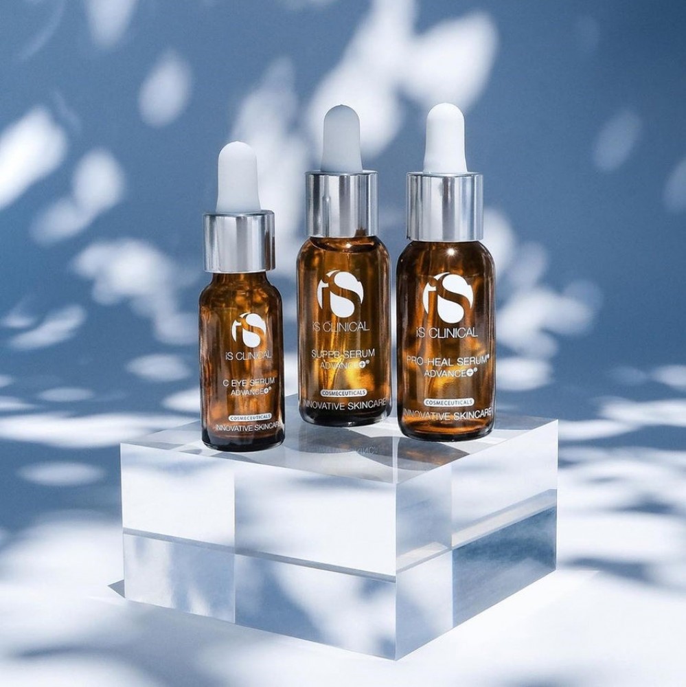 iS Clinical - Сироватка з вітаміном С для зони навколо очей (Фото-3), fabo.ua iS Clinical - Сироватка з вітаміном С для зони навколо очей (Фото-3)
