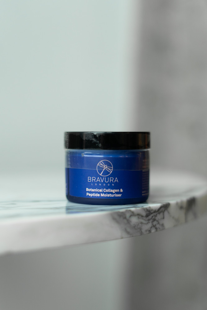 Bravura London - Зволожувальний і живильний крем з колагеном та пептидами (Фото-3), fabo.ua Bravura London - Зволожувальний і живильний крем з колагеном та пептидами (Фото-3)