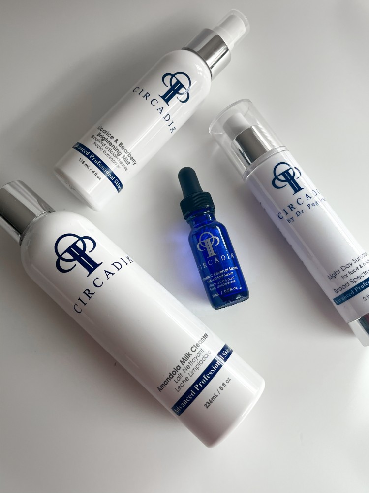 Circadia - Спрей для обличчя з екстрактами солодки та мучниці (Фото-2), fabo.ua Circadia - Спрей для обличчя з екстрактами солодки та мучниці (Фото-2)