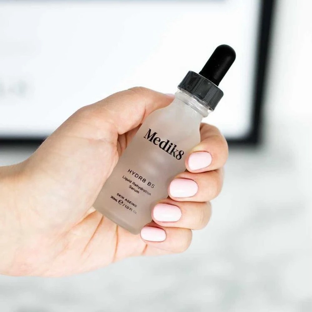Medik8 - Зволожуюча сироватка з гіалуроновою кислотою (Фото-4)